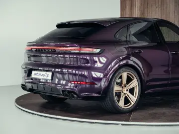 PORSCHE Cayenne S Coupé  PTS  1. Hand  Burmester
