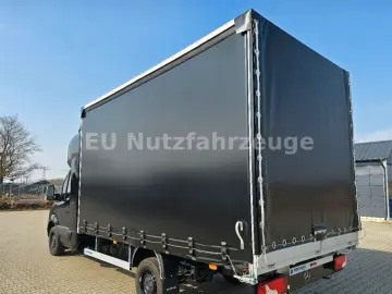Mercedes-Benz Sprinter 317 CDI Double Cab Plane 8 PAL