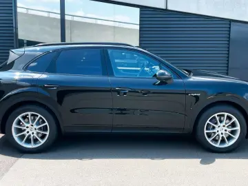 PORSCHE Cayenne E-Hybrid Panorama 360 -Kamera Soft Close