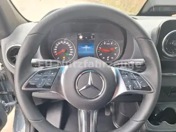Mercedes-Benz Sprinter 317CDI Tarpaulin LBW Trailer 3.5T