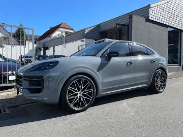 PORSCHE Cayenne S Coupé  ACC PDCC STHZ SoftClose TV BOSE
