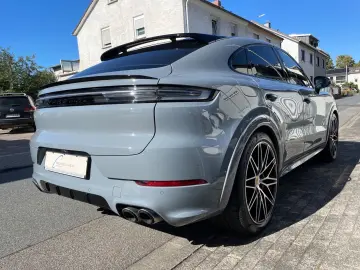 PORSCHE Cayenne S Coupé  ACC PDCC STHZ SoftClose TV BOSE
