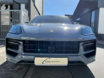 PORSCHE Cayenne S Coupé  ACC PDCC STHZ SoftClose TV BOSE