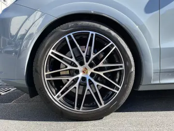 PORSCHE Cayenne S Coupé  ACC PDCC STHZ SoftClose TV BOSE