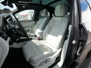 PORSCHE Macan LEDER KREIDE-ACC-LUFTF-PANO-SPORTABG.-VOLL