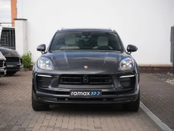 PORSCHE Macan LEDER KREIDE-ACC-LUFTF-PANO-SPORTABG.-VOLL