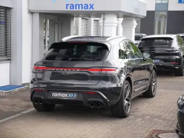 PORSCHE Macan LEDER KREIDE-ACC-LUFTF-PANO-SPORTABG.-VOLL