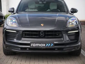 PORSCHE Macan LEDER KREIDE-ACC-LUFTF-PANO-SPORTABG.-VOLL