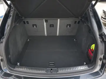 PORSCHE Macan LEDER KREIDE-ACC-LUFTF-PANO-SPORTABG.-VOLL