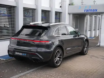 PORSCHE Macan LEDER KREIDE-ACC-LUFTF-PANO-SPORTABG.-VOLL