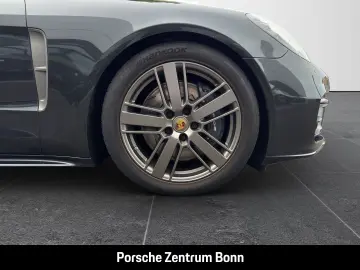 PORSCHE Panamera 4 E-Hybrid Platinum Edition