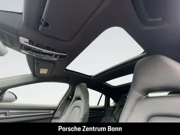 PORSCHE Panamera 4 E-Hybrid Platinum Edition