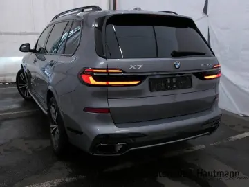 BMW X7 xDrive 40d M SPORT PRO  NP 138.290€ M-SITZE