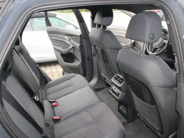 AUDI Q8 e-tron 50 quattro advanced Navi Matrix Kamera