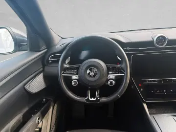MASERATI Grecale GT Hybrid AWD MJ 23 AHK ACC LED SD