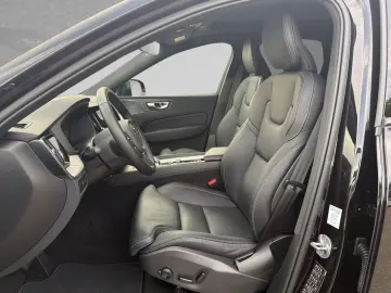 VOLVO XC60 T8 AWD Black Edition Ultra  AHK ACC BLIS SD