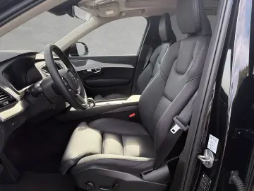 VOLVO XC90 B5 AWD Mild-Hybrid Plus Bright 7-Sitzer ACC