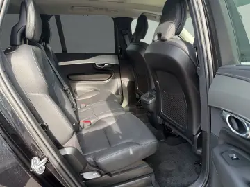 VOLVO XC90 B5 AWD Mild-Hybrid Plus Bright 7-Sitzer ACC