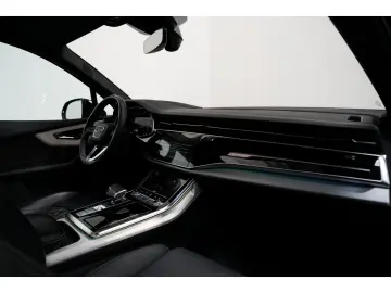 AUDI Q7 50 TDI QU 3x S LINE BLACK 7SITZER B&O LUFT AL