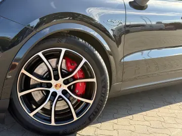 PORSCHE CAYENNE S E-HYBRID  BURMESTER  UPE 164.918 73 €