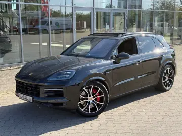 PORSCHE CAYENNE S E-HYBRID  BURMESTER  UPE 164.918 73 €
