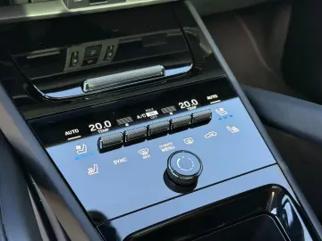 PORSCHE CAYENNE S E-HYBRID  BURMESTER  UPE 164.918 73 €