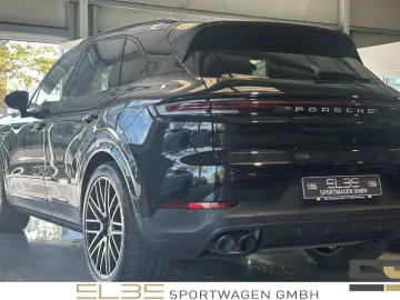 PORSCHE Cayenne E-Hybrid INNO-DRIVE PANO SPORTABGAS BOSE