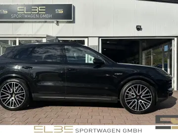 PORSCHE Cayenne E-Hybrid INNO-DRIVE PANO SPORTABGAS BOSE