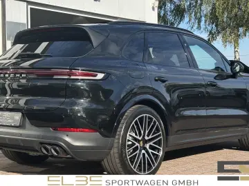 PORSCHE Cayenne E-Hybrid INNO-DRIVE PANO SPORTABGAS BOSE