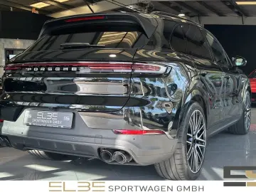 PORSCHE Cayenne E-Hybrid INNO-DRIVE PANO SPORTABGAS BOSE