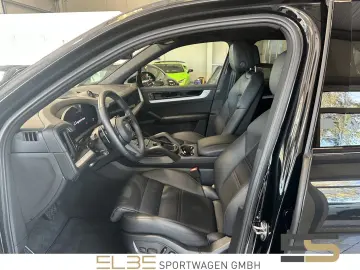 PORSCHE Cayenne E-Hybrid INNO-DRIVE PANO SPORTABGAS BOSE