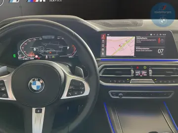 BMW X5 xDrive30d M-Sport AHK Sitzlüftung Pano ACC