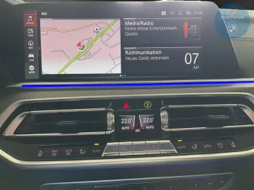 BMW X5 xDrive30d M-Sport AHK Sitzlüftung Pano ACC