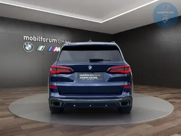 BMW X5 xDrive30d M-Sport AHK Sitzlüftung Pano ACC