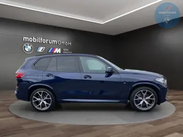 BMW X5 xDrive30d M-Sport AHK Sitzlüftung Pano ACC