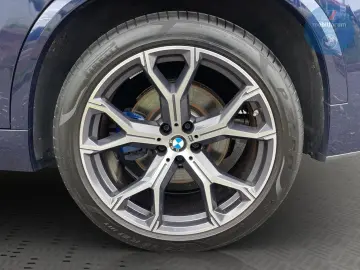 BMW X5 xDrive30d M-Sport AHK Sitzlüftung Pano ACC