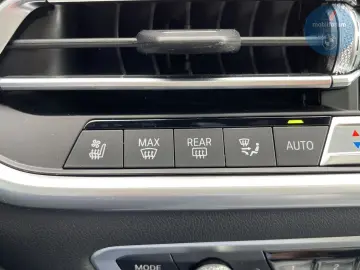BMW X5 xDrive30d M-Sport AHK Sitzlüftung Pano ACC