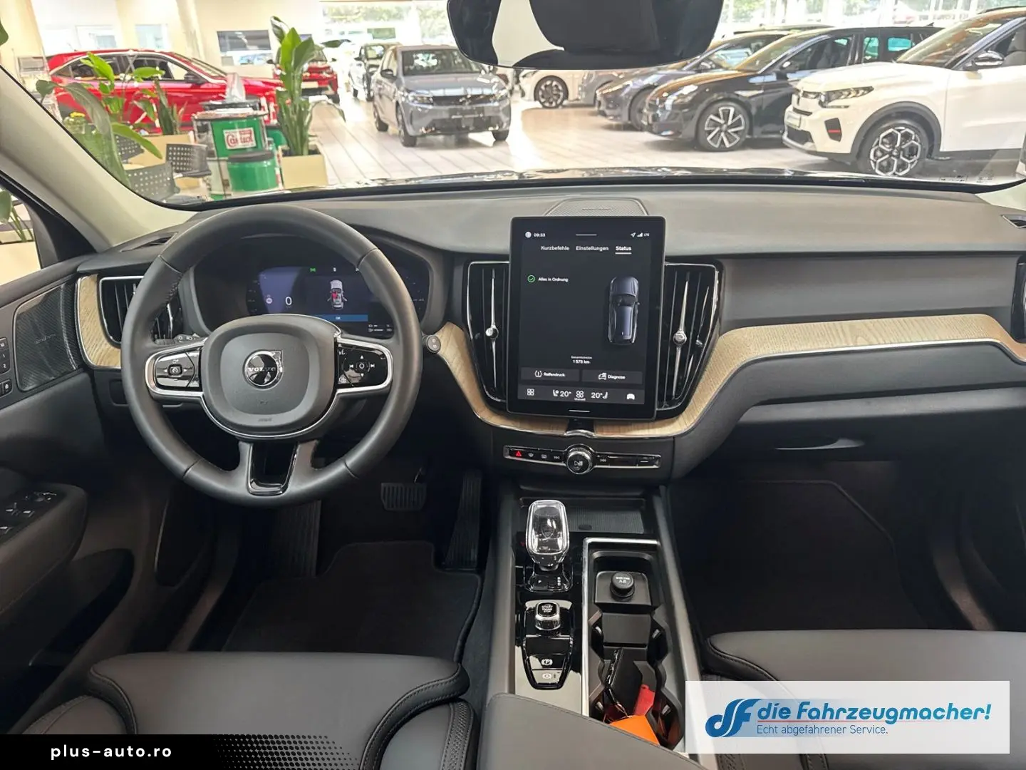 VOLVO XC60 T8 Plus Dark Recharge Plug-In Hybrid AWD St