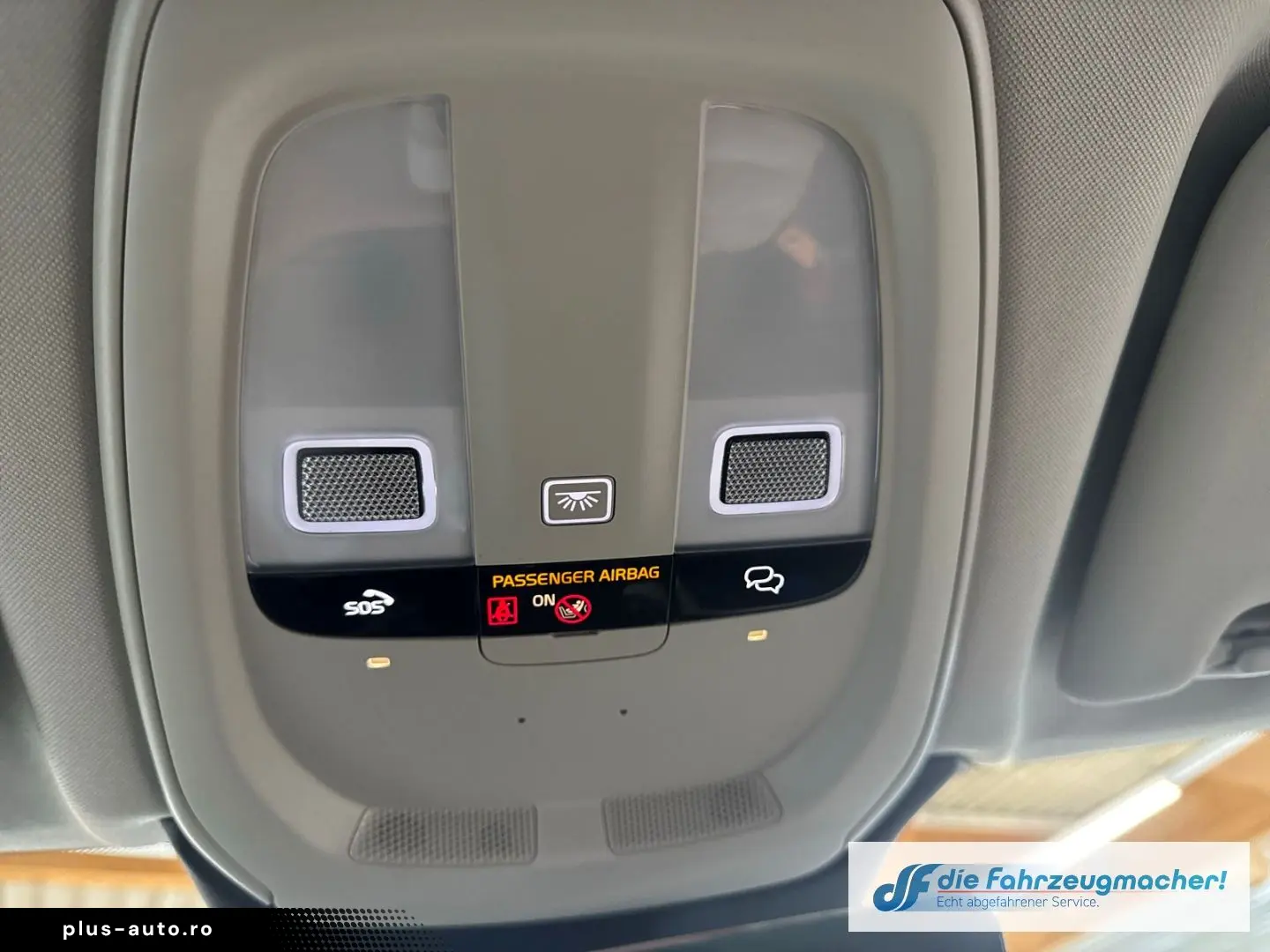 VOLVO XC60 T8 Plus Dark Recharge Plug-In Hybrid AWD St