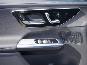 MERCEDES-BENZ GLC 450 d 4M AMG Kamera Memory DAB Spu…