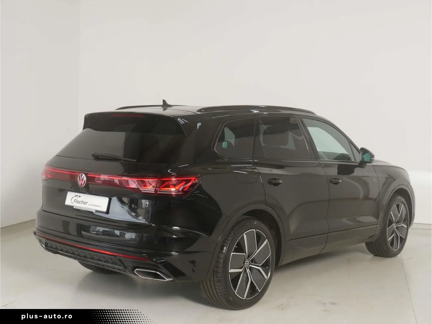VW Touareg 3.0 TDI V6 4Motion R-Line Black Style