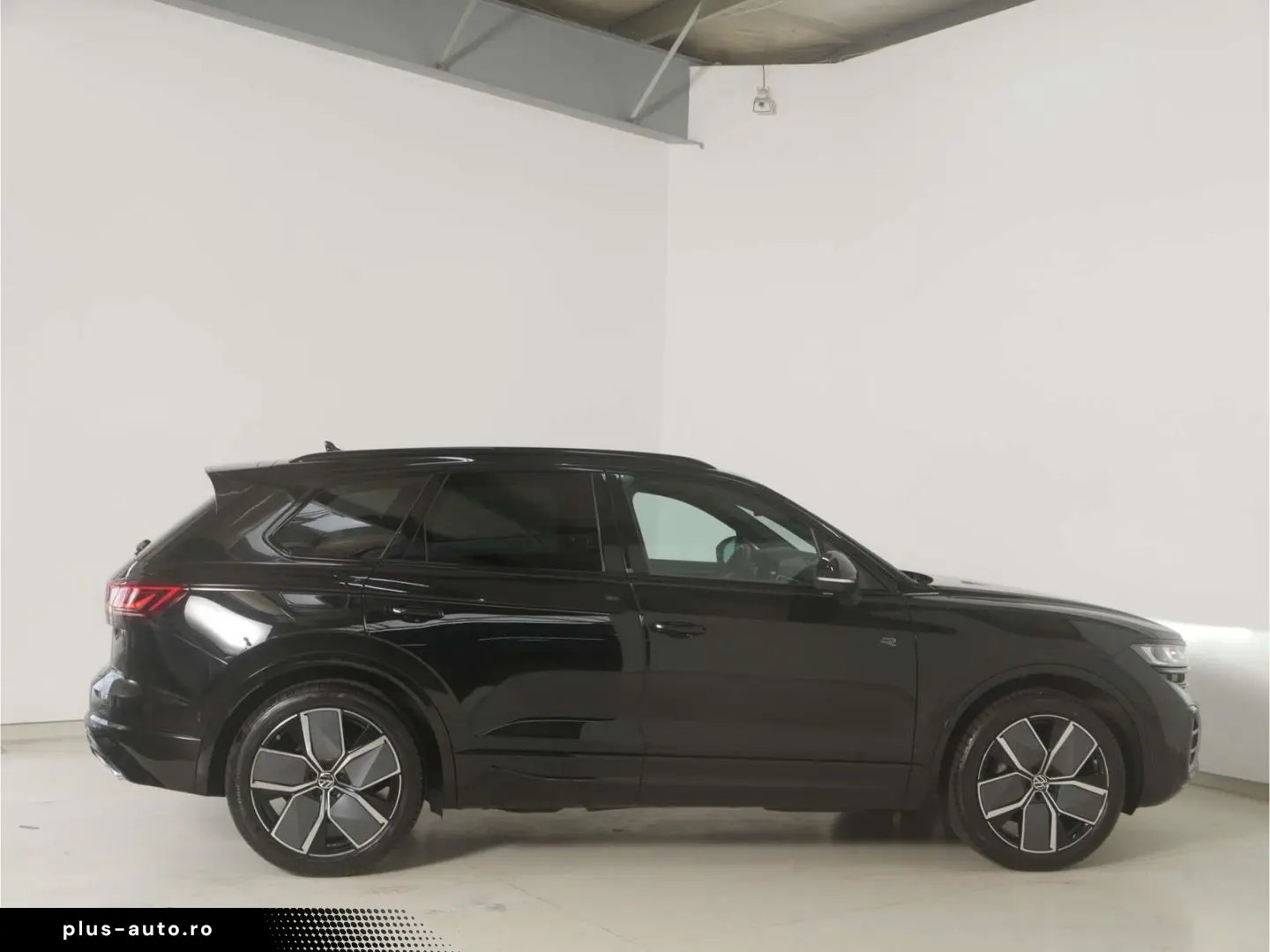 VW Touareg 3.0 TDI V6 4Motion R-Line Black Style