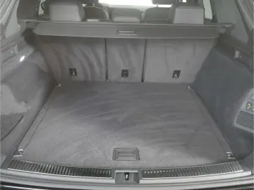 VW Touareg 3.0 TDI V6 4Motion R-Line Black Style