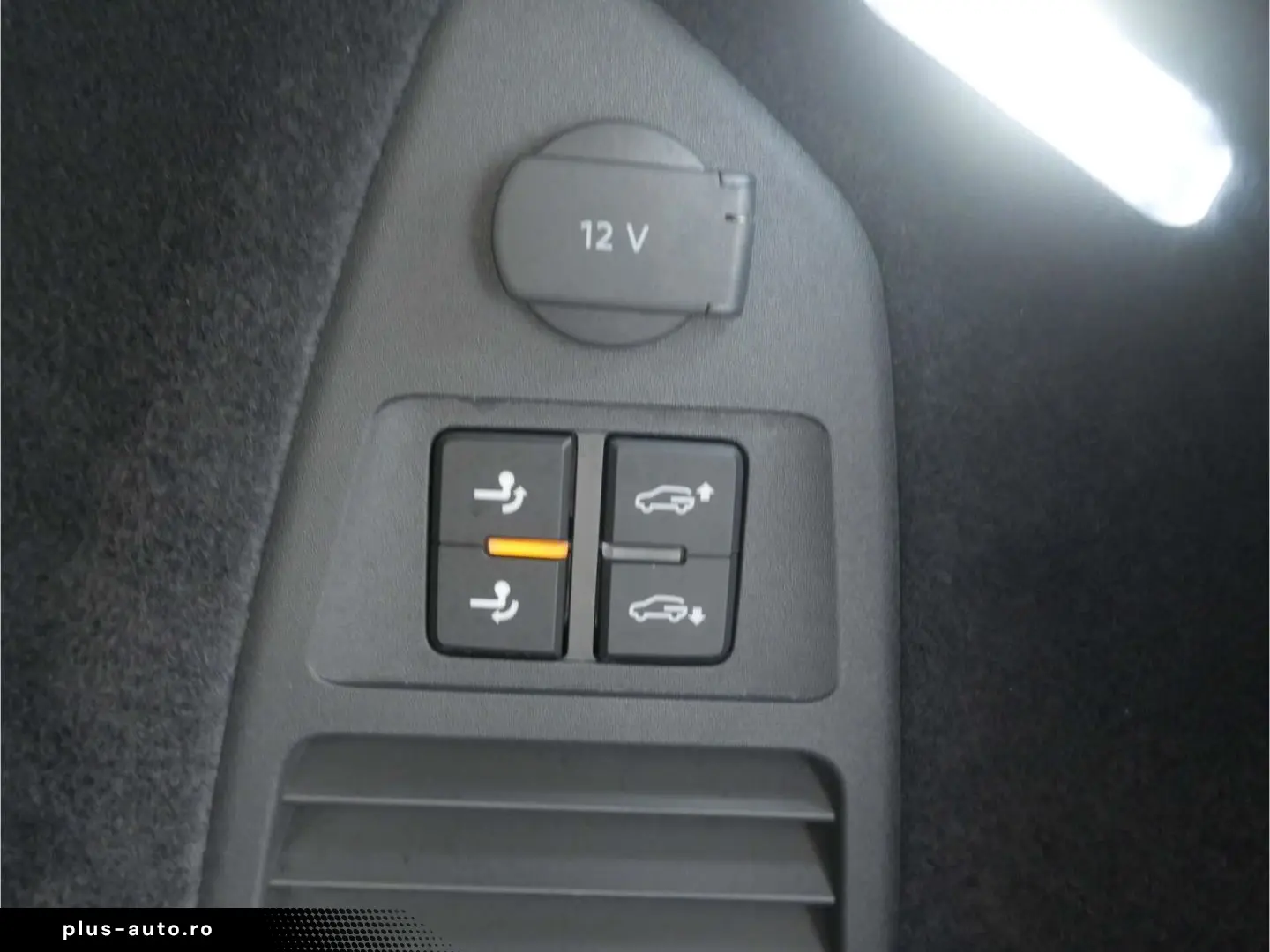 VW Touareg 3.0 TDI V6 4Motion R-Line Black Style