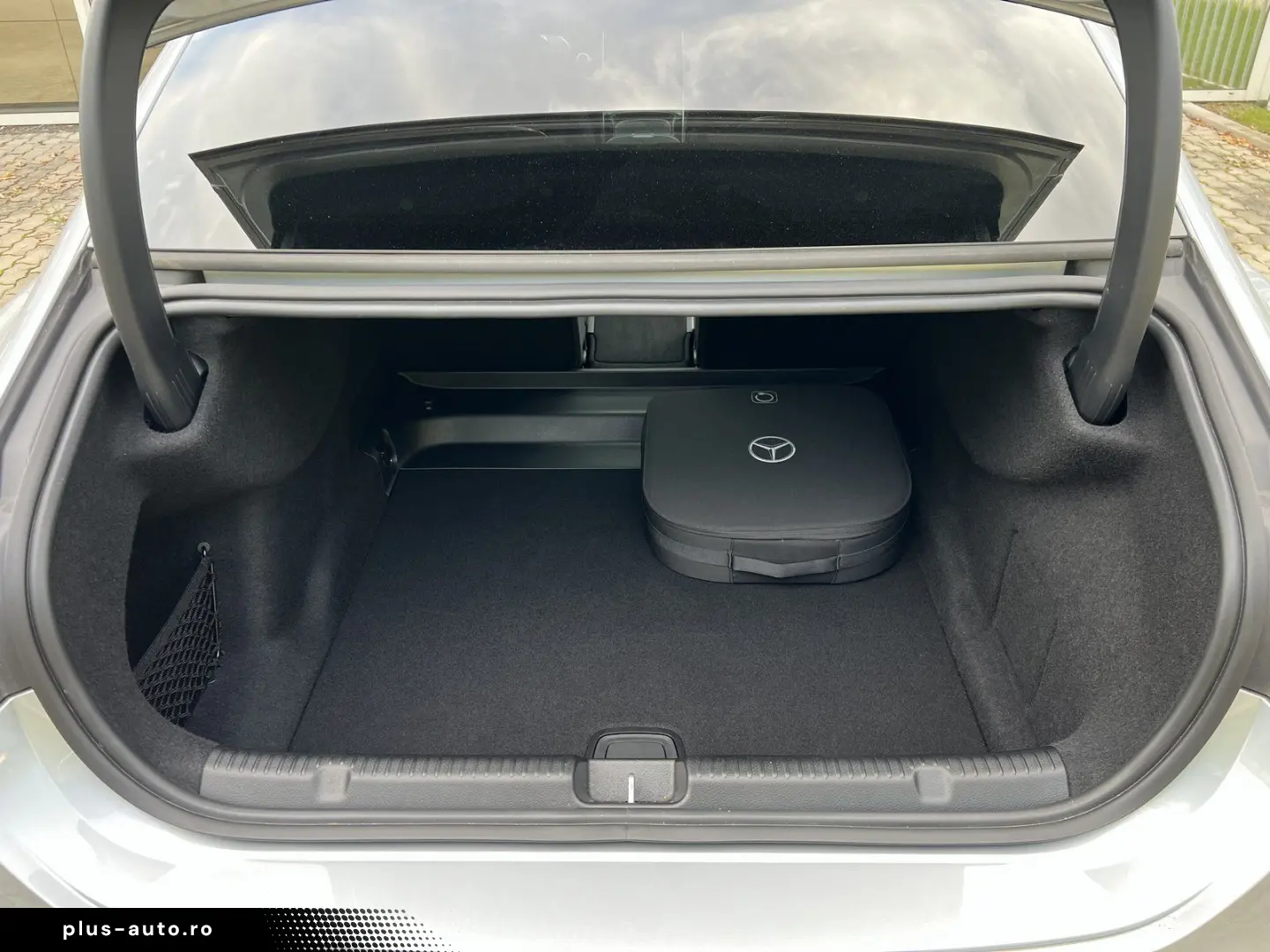 MERCEDES-BENZ EQE 350  EA Premium Plus   AIRMATIC 22KW Pano