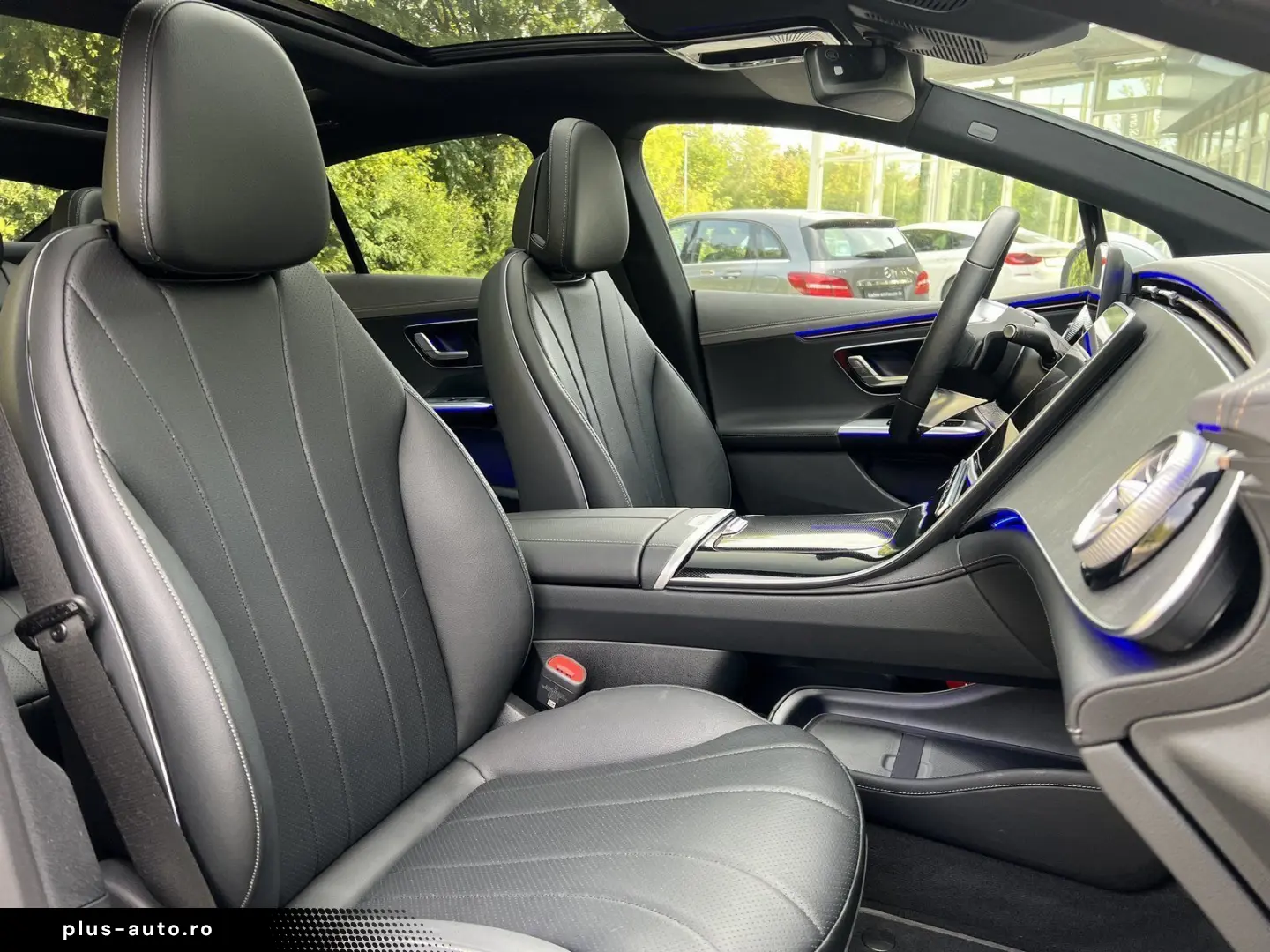 MERCEDES-BENZ EQE 350  EA Premium Plus   AIRMATIC 22KW Pano