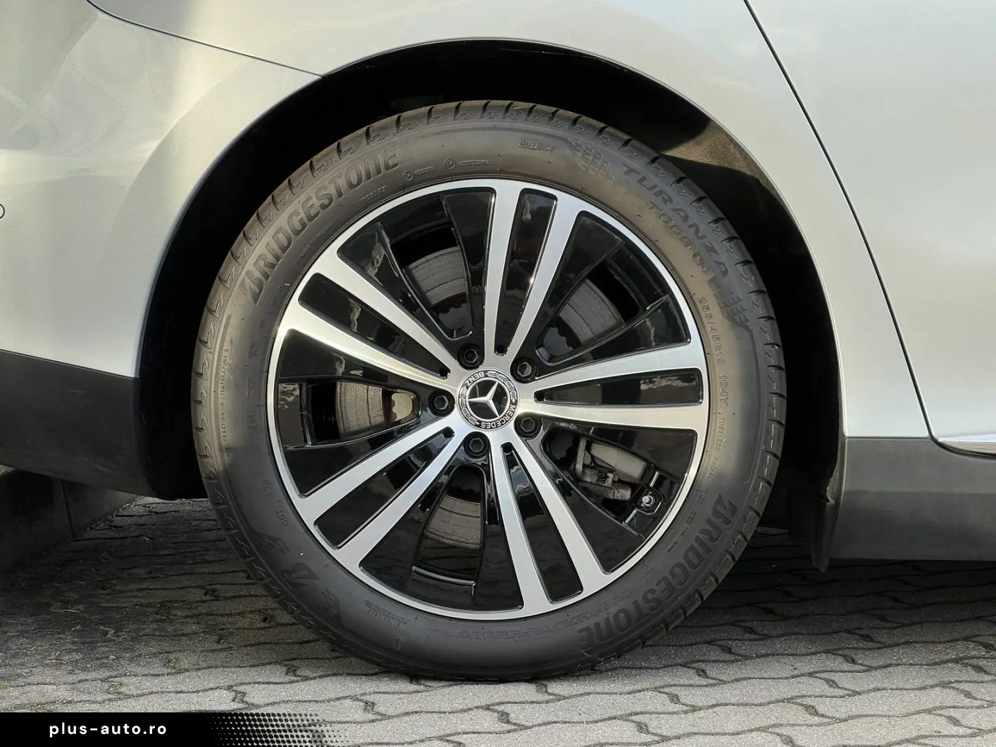MERCEDES-BENZ EQE 350  EA Premium Plus   AIRMATIC 22KW Pano