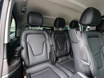 MERCEDES-BENZ V 300 d AVANTGARDE Extralang STANDHZ. MULTIB.