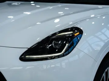 MASERATI Grecale Modena SONUS PANO HUD 360 KAM 21 LM 1.HD