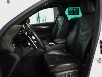 MASERATI Grecale Modena SONUS PANO HUD 360 KAM 21 LM 1.HD